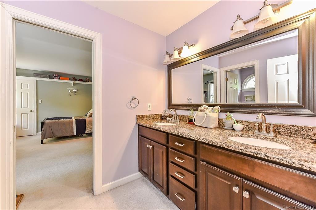 3231 Plantation Road Charlotte, NC 28270 - Photo 18 of 28 Gallery Image 18