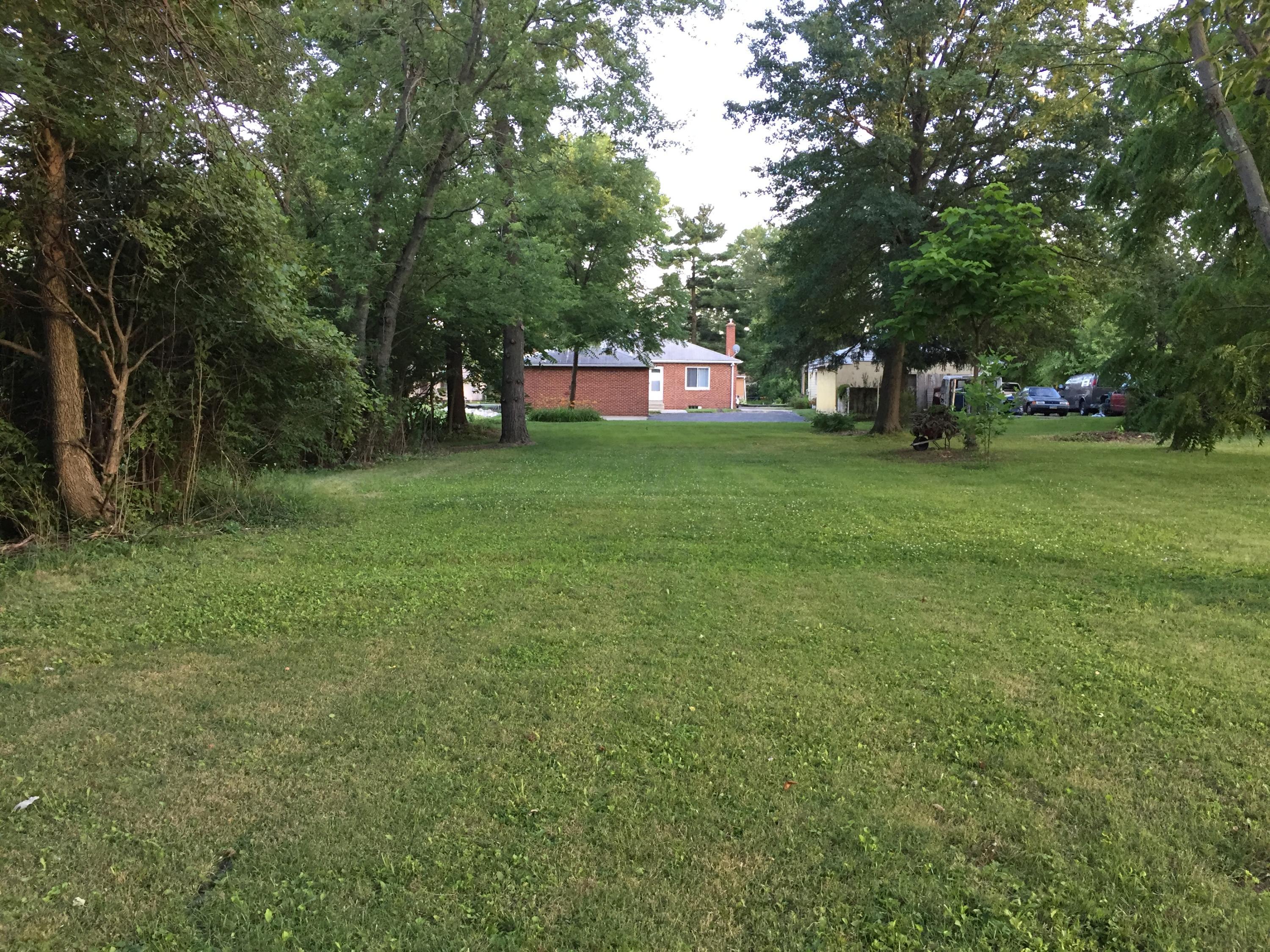 1290 Moler Road Columbus, OH 43207 - Photo 31 of 32 Yard in Back (5)