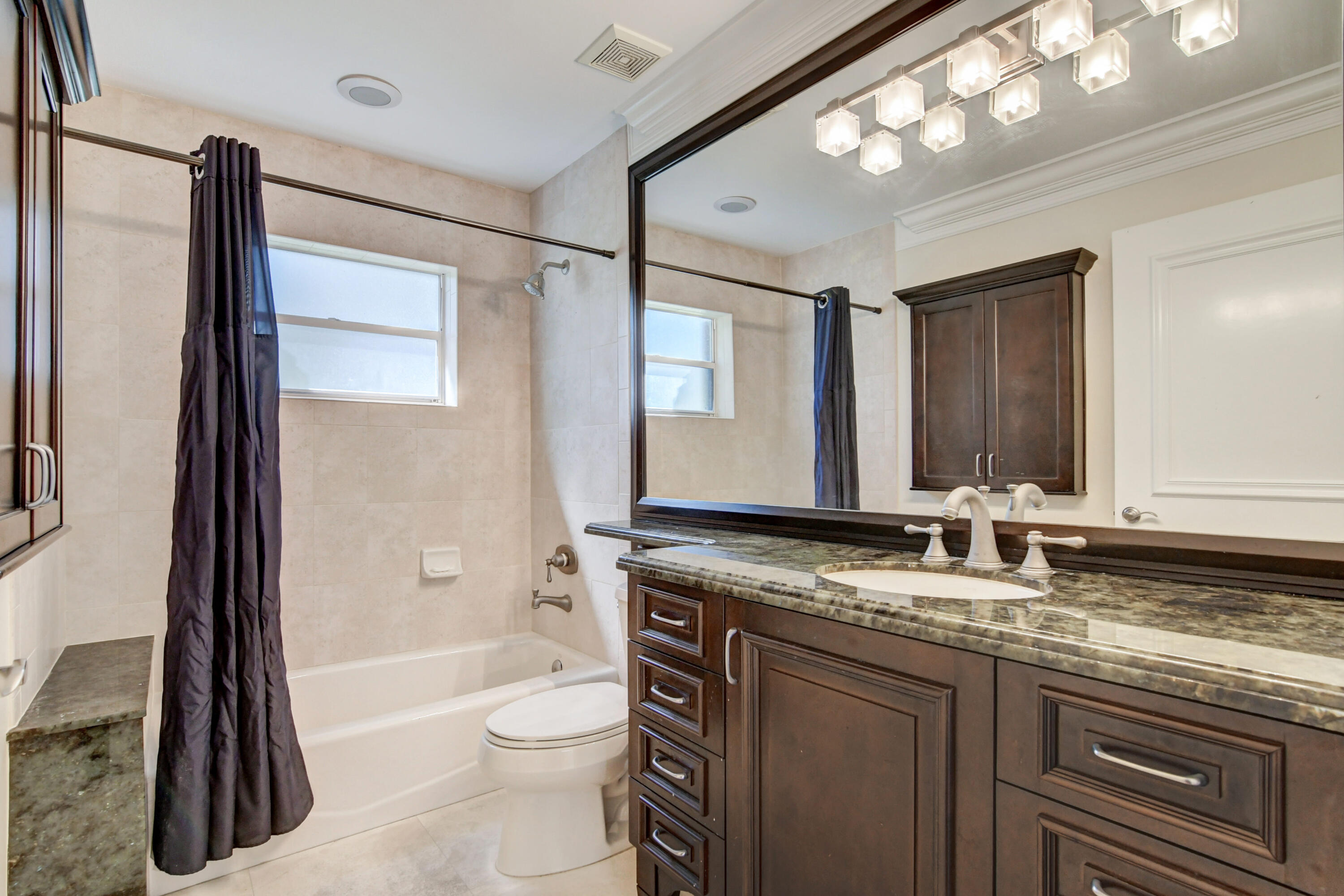 2901 Northwest 24th Terrace Boca Raton, FL 33431 - Photo 17 of 79 37_dsc_3478_79_80_81_82