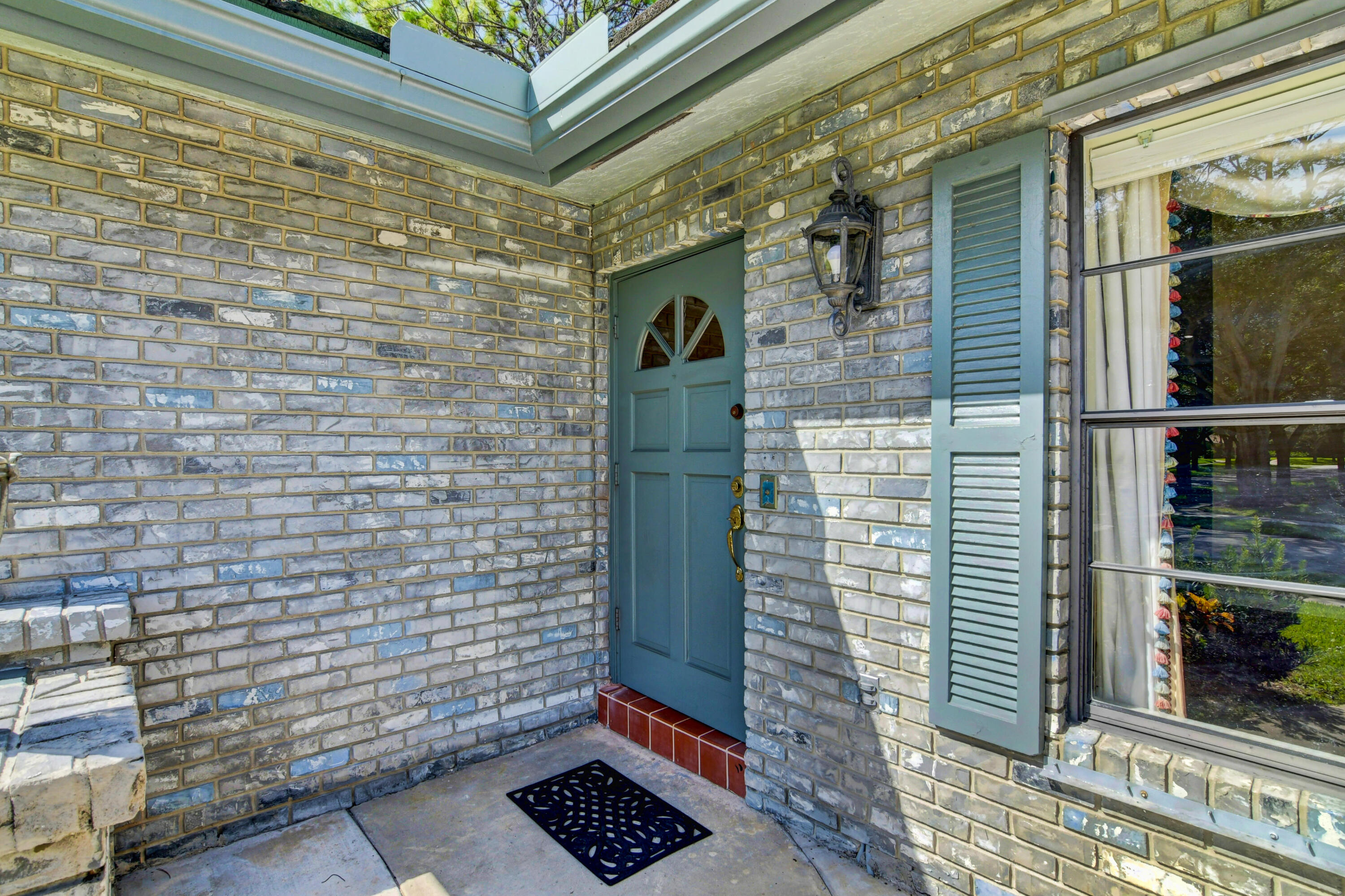 2901 Northwest 24th Terrace Boca Raton, FL 33431 - Photo 7 of 79 27_dsc_3408_09_10_11_12