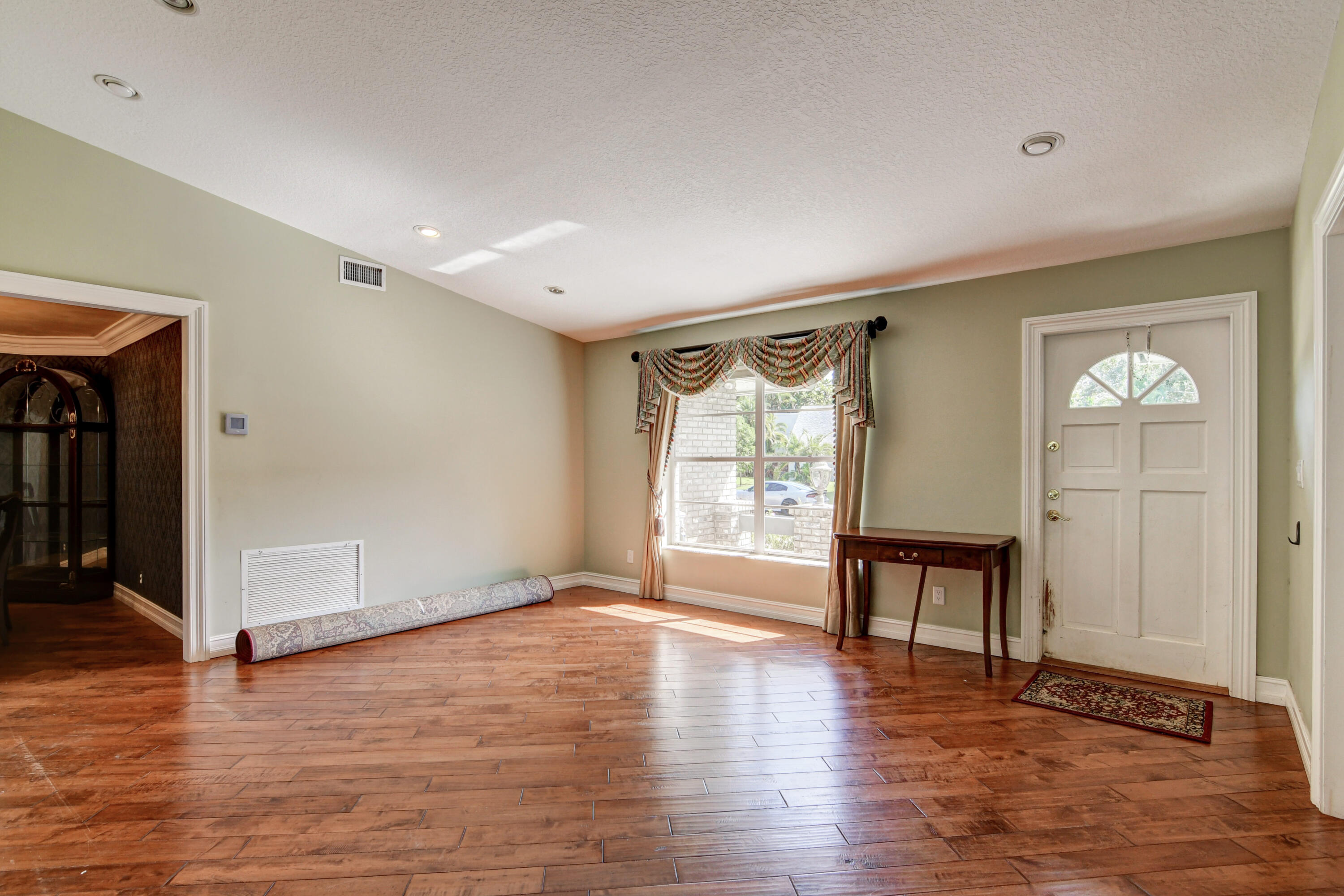 2901 Northwest 24th Terrace Boca Raton, FL 33431 - Photo 10 of 79 30_dsc_3433_4_5_6_7