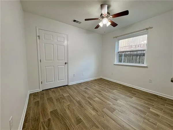 $1,600 | 3014 Destrehan Avenue, Harvey, LA 70058