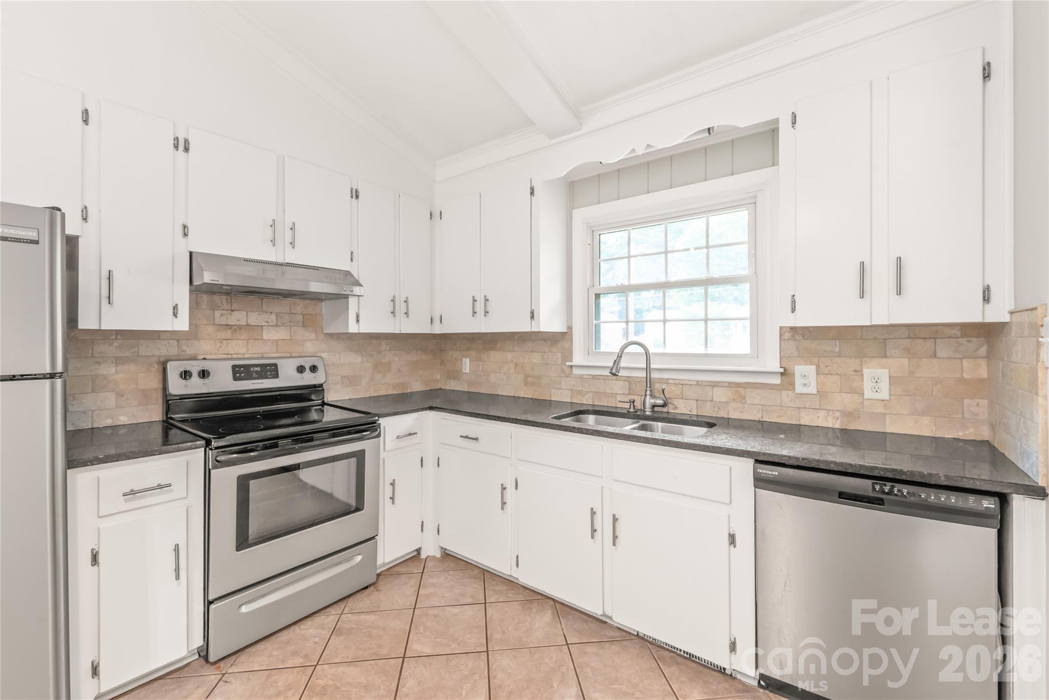 6338 Montpelier Road Charlotte, NC 28210 - Photo 14 of 33
