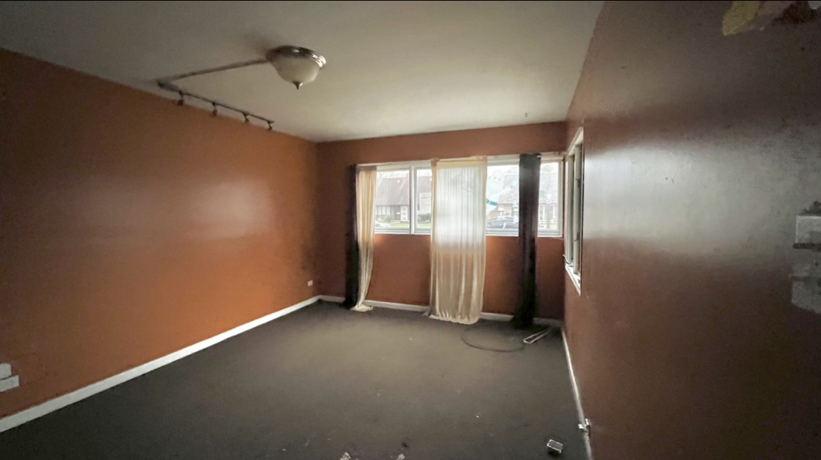 17143 Ridgewood Avenue Lansing, IL 60438 - Photo 7 of 14 Gallery Image 7