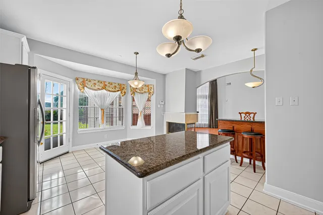 $3,950 | 14107 Glasgow Place, Houston, TX 77077