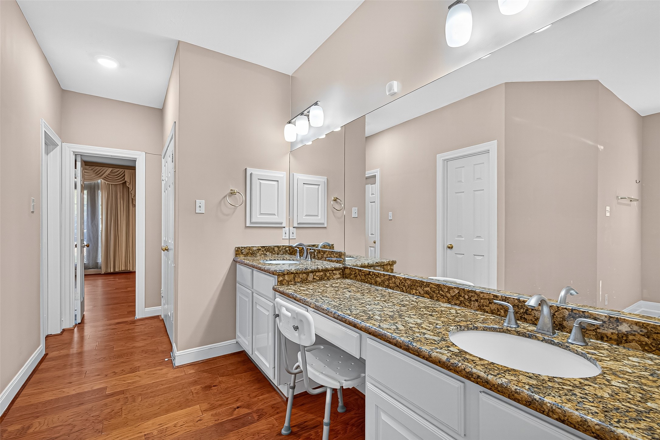 14107 Glasgow Place Houston, TX 77077 - Photo 28 of 50