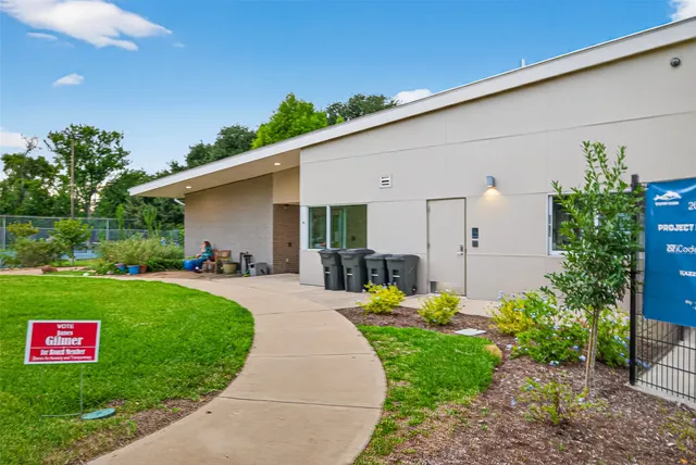 $3,950 | 14107 Glasgow Place, Houston, TX 77077