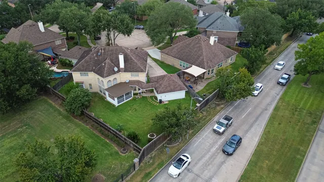 $3,950 | 14107 Glasgow Place, Houston, TX 77077