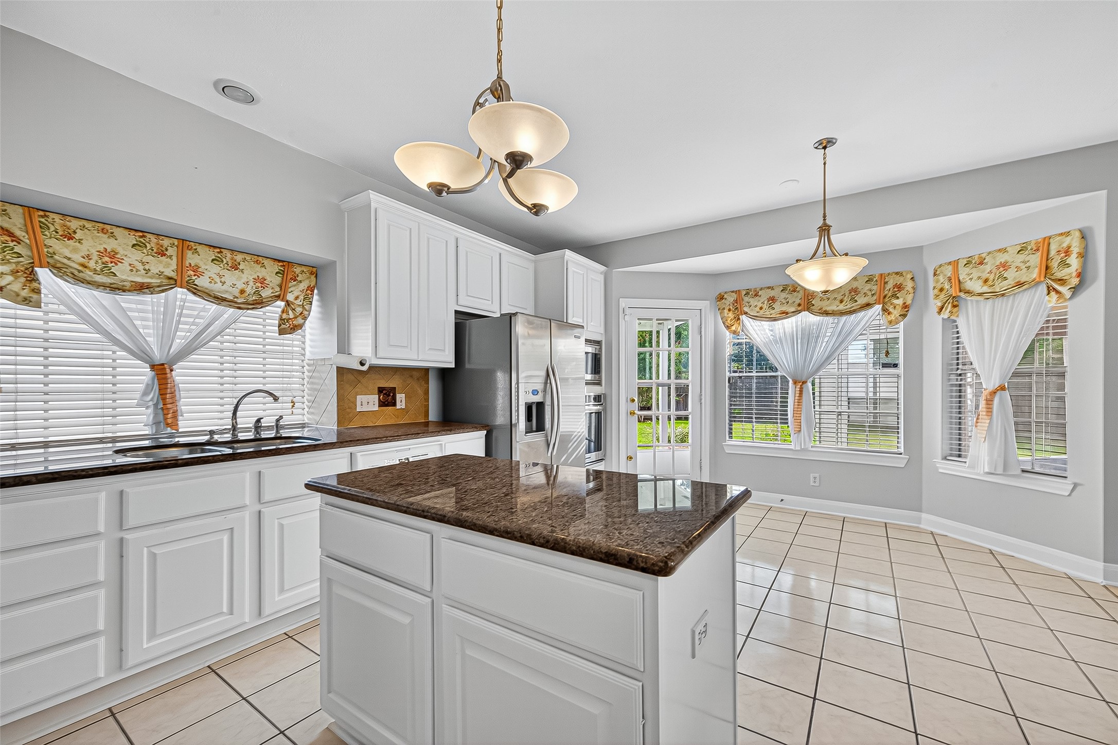 14107 Glasgow Place Houston, TX 77077 - Photo 9 of 50