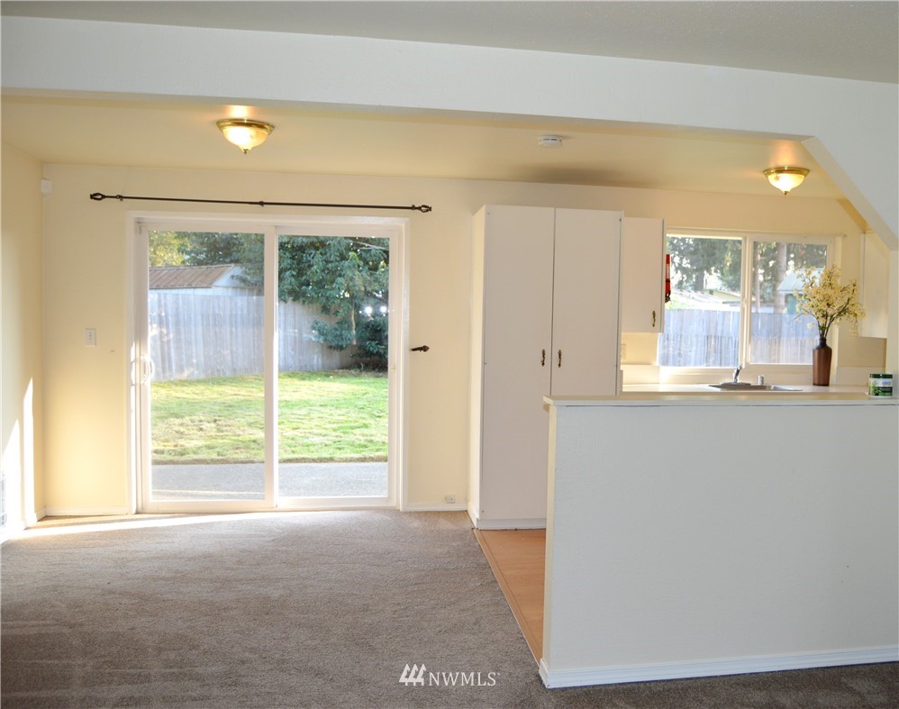 910 Gregory Way Southeast Lacey, WA 98513 - Photo 10 of 18 Gallery Image 10