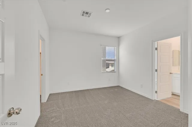 $2,550 | 8852 Flora Run Avenue, Las Vegas, NV 89166