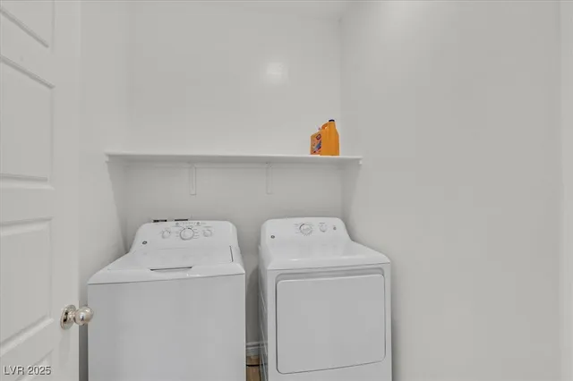 $2,550 | 8852 Flora Run Avenue, Las Vegas, NV 89166