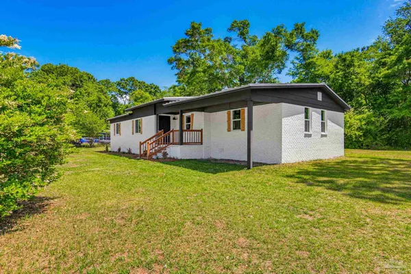 $329,500 | 4610 Richardson Road, Molino, FL 32577