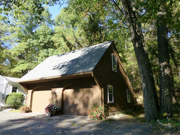 705 North Farms Road Northampton, MA 01062 - Photo 4 of 19 Gallery Image 4
