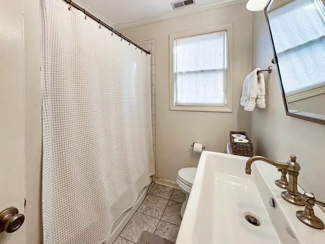 $425,000 | 24 Normandy Circle, Memphis, TN 38111