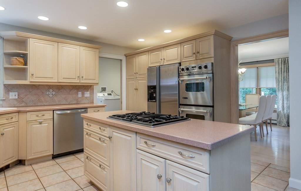 100 Bay Road Norton, MA 02766 - Photo 6 of 42 Gallery Image 6