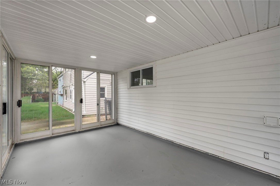23928 Knickerbocker Road Bay Village, OH 44140 - Photo 36 of 39