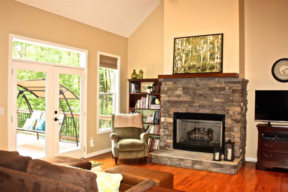 728 Navigator's Point, Unit BEACON SHORES Seneca, SC 29672 - Photo 5 of 36 Gallery Image 5