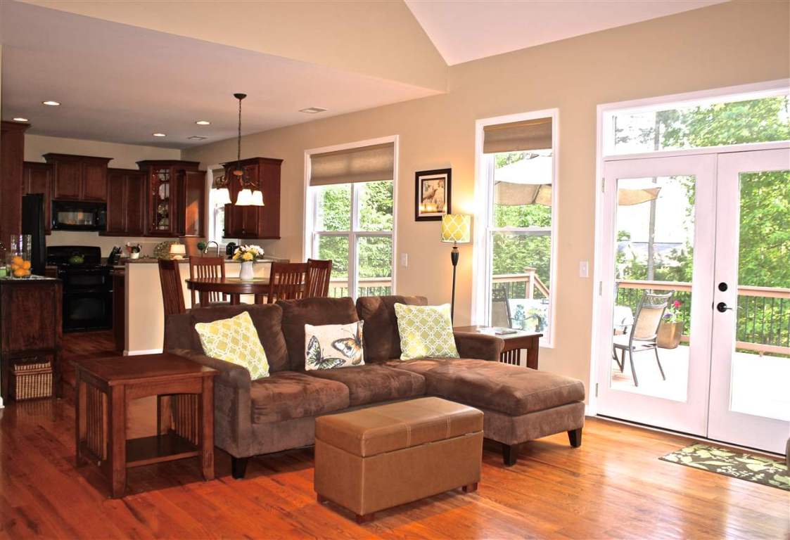 728 Navigator's Point, Unit BEACON SHORES Seneca, SC 29672 - Photo 8 of 36 Gallery Image 8