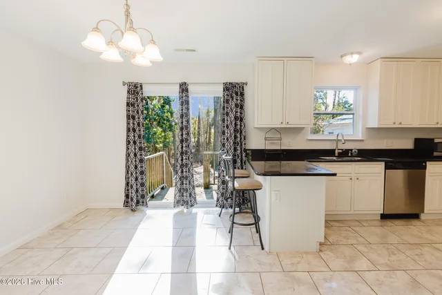 $325,000 | 505 Antoinette Drive, Wilmington, NC 28412