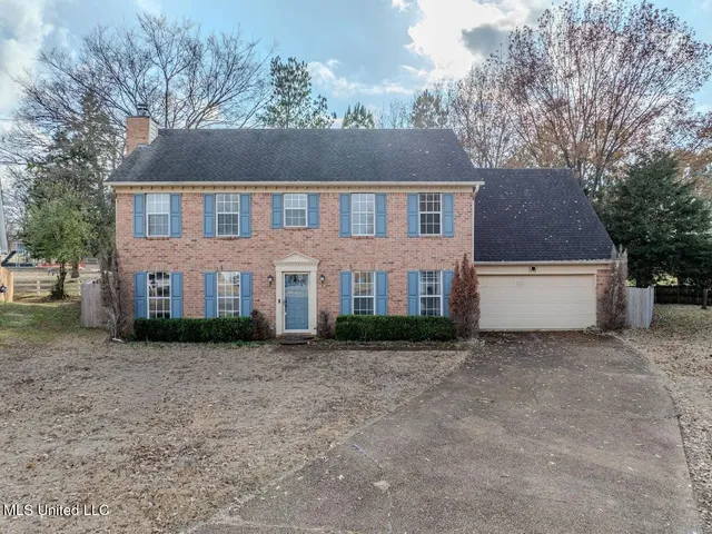 $315,000 | 1779 Pecan Meadows Drive, Southaven, MS 38671