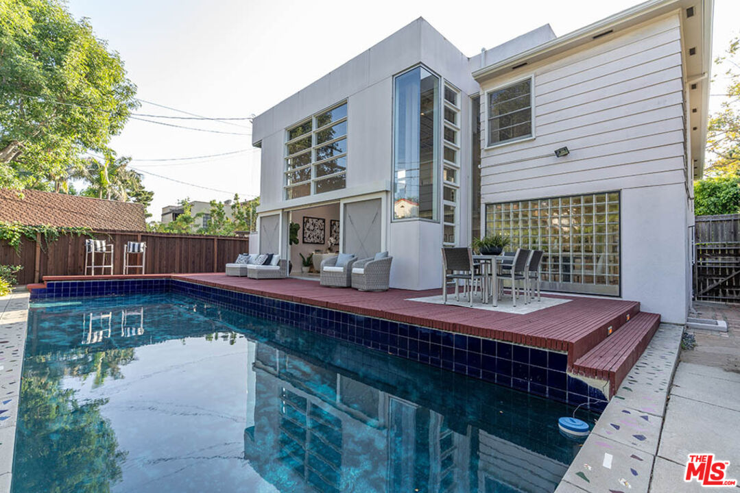 620 North Cherokee Avenue Los Angeles, CA 90004 - Photo 2 of 64
