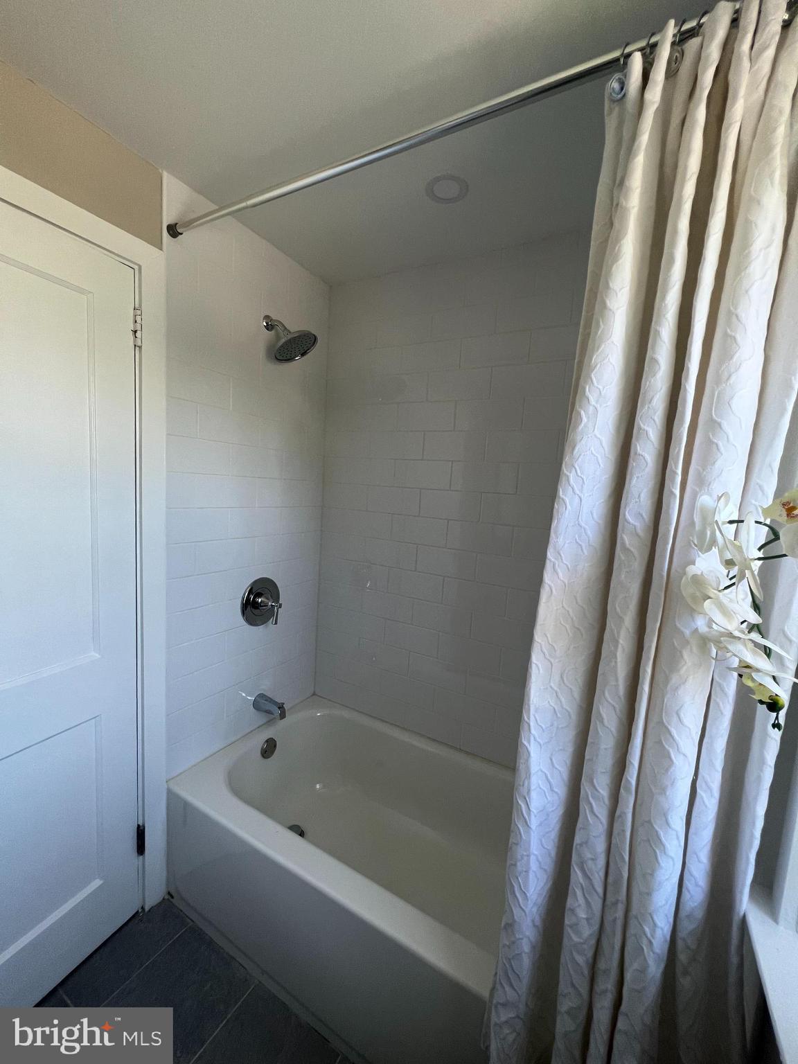 407 East Manoa Road Havertown, PA 19083 - Photo 19 of 35