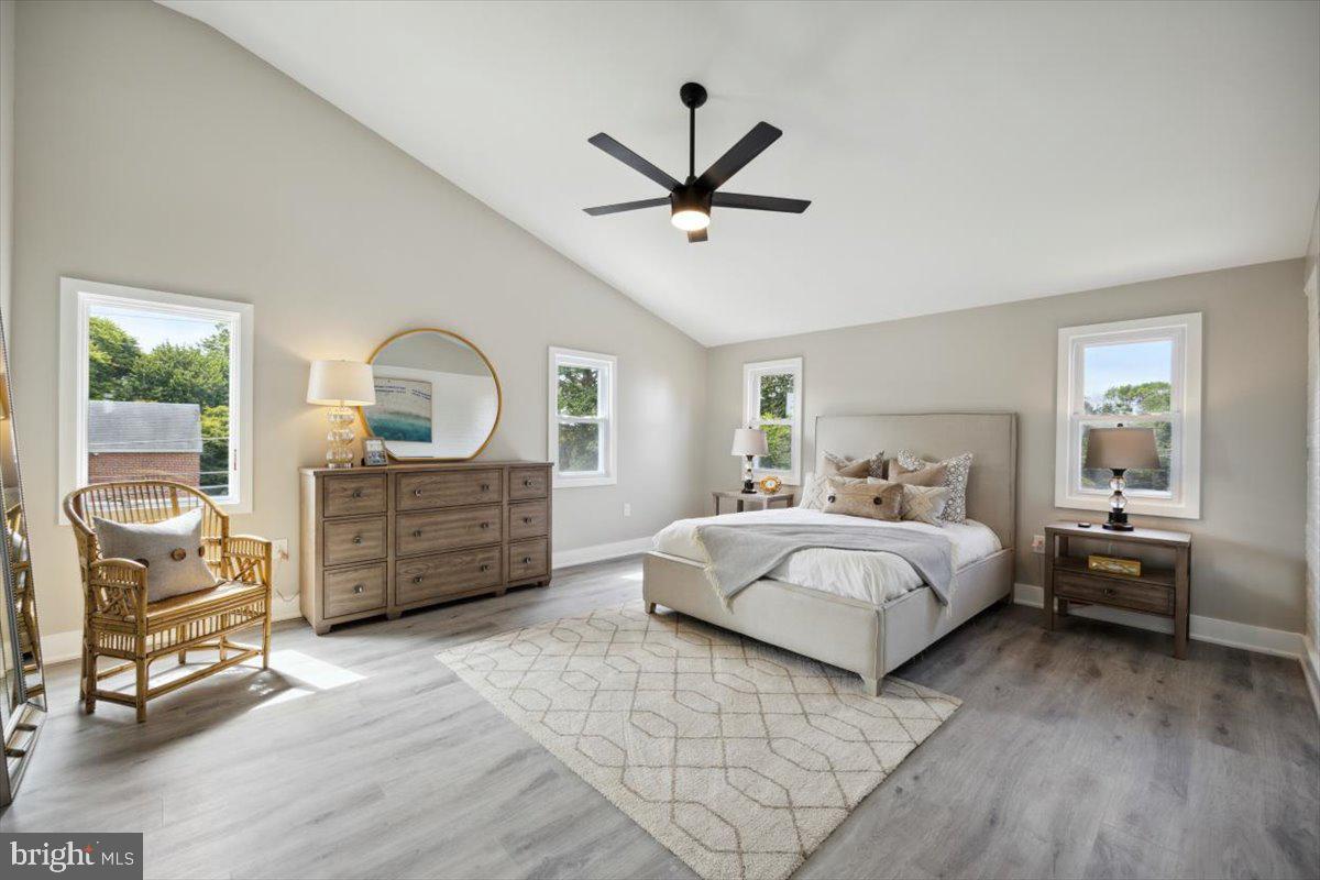 407 East Manoa Road Havertown, PA 19083 - Photo 8 of 35