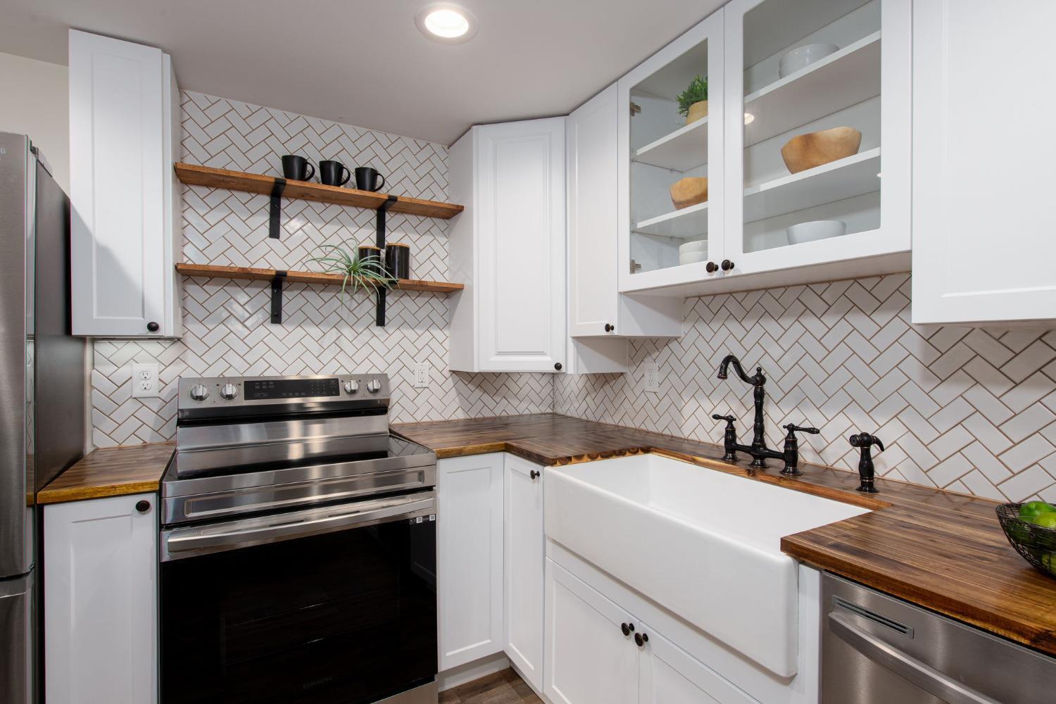 831 Locust Corner Road Cincinnati, OH 45245 - Photo 34 of 43 Gallery Image 34