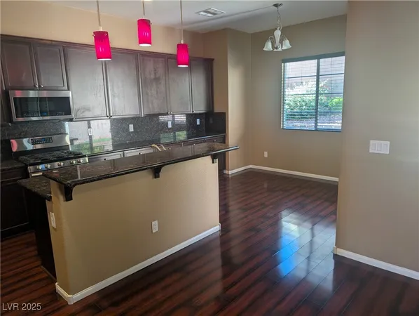 $2,750 | 6639 Rego Park Court, Las Vegas, NV 89166