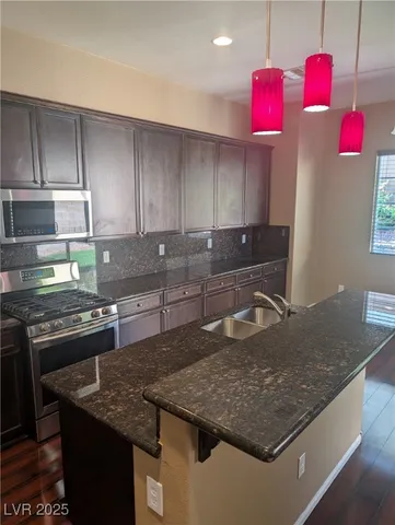 $2,750 | 6639 Rego Park Court, Las Vegas, NV 89166