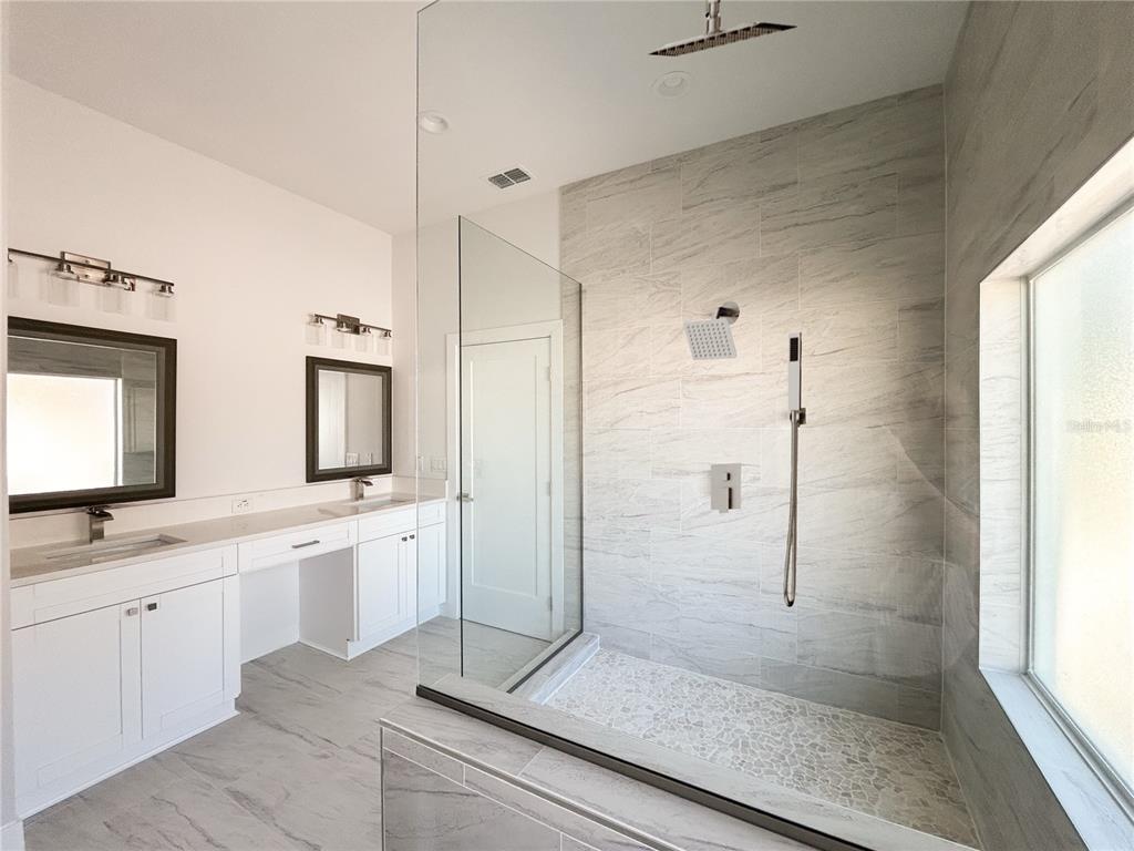 407 Georgia Avenue Palm Harbor, FL 34683 - Photo 14 of 28