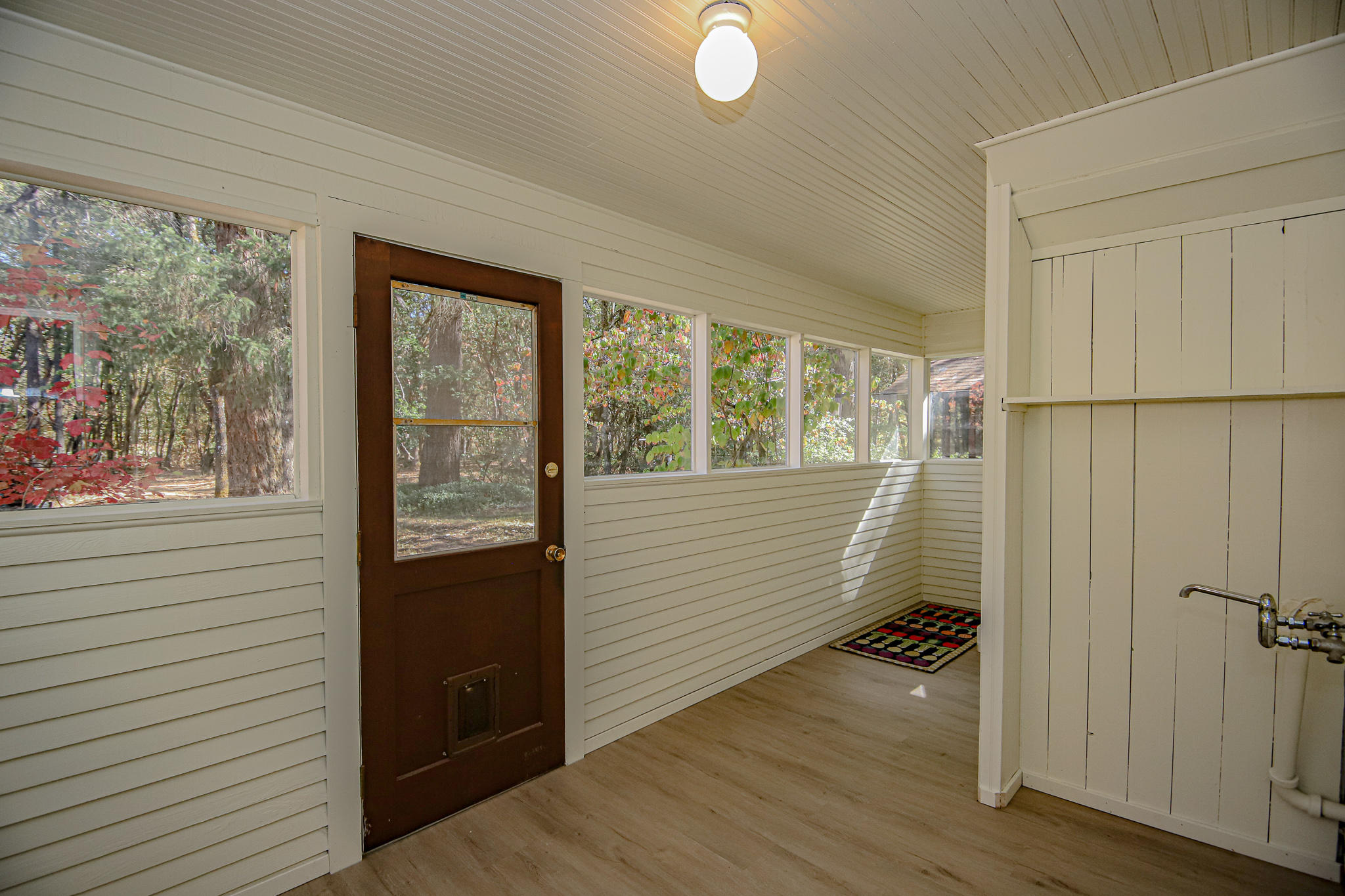 3755 New Hope Road Grants Pass, OR 97527 - Photo 12 of 30 14