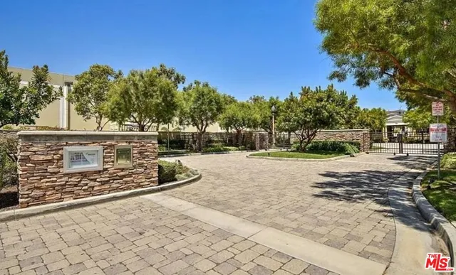 $949,000 | 1800 Oak Street, Unit 350, Torrance, CA 90501