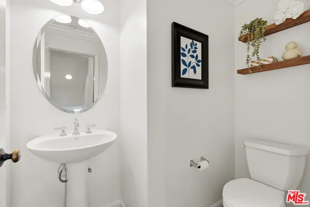 $949,000 | 1800 Oak Street, Unit 350, Torrance, CA 90501