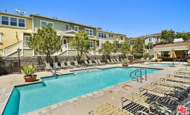 $949,000 | 1800 Oak Street, Unit 350, Torrance, CA 90501