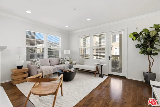 $949,000 | 1800 Oak Street, Unit 350, Torrance, CA 90501