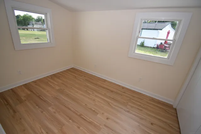 $1,500 | 37 Dudley Lane, Unit 6, Madison, CT 06443