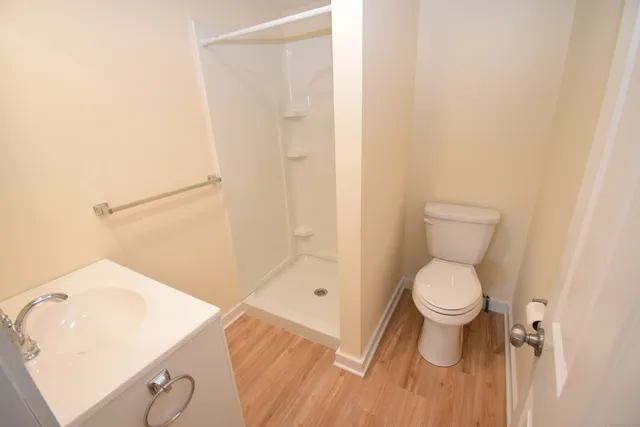 $1,500 | 37 Dudley Lane, Unit 6, Madison, CT 06443