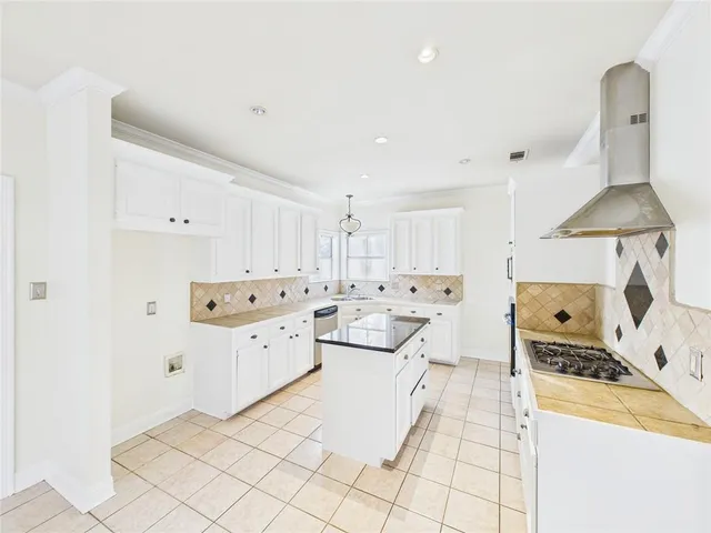 $300,000 | 12563 Stutgart Avenue, Baton Rouge, LA 70816