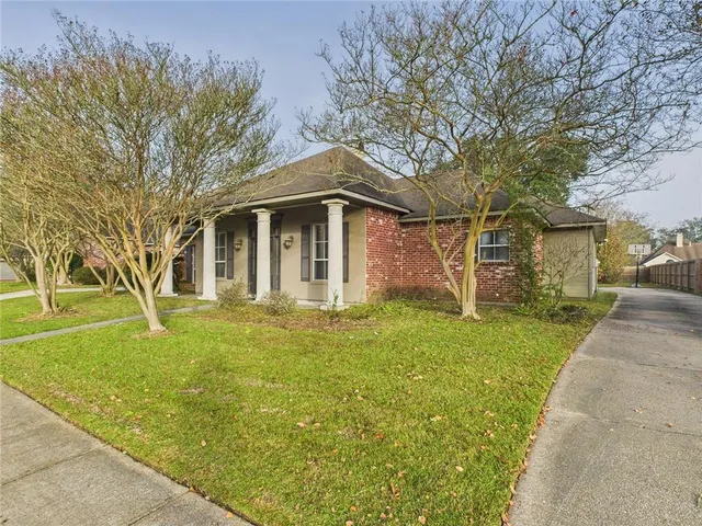 $300,000 | 12563 Stutgart Avenue, Baton Rouge, LA 70816