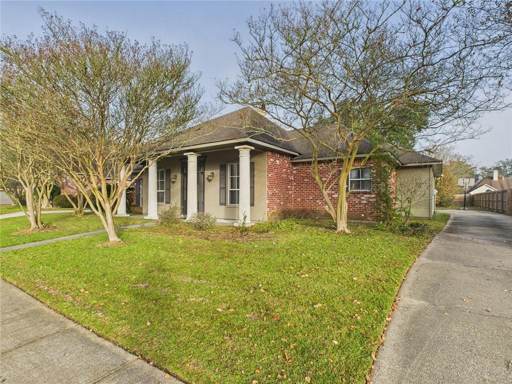 12563 Stutgart Avenue Baton Rouge, LA 70816 - Photo 3 of 45