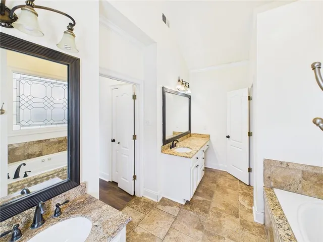 $300,000 | 12563 Stutgart Avenue, Baton Rouge, LA 70816