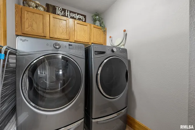 $280,000 | 211 Summit Drive, Tipton, IA 52772