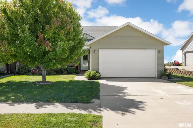 $280,000 | 211 Summit Drive, Tipton, IA 52772