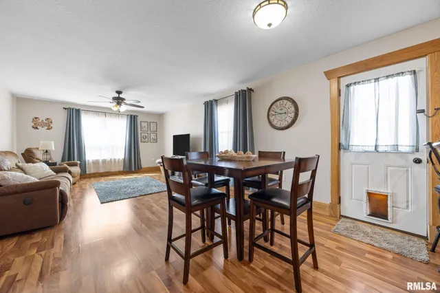 $280,000 | 211 Summit Drive, Tipton, IA 52772