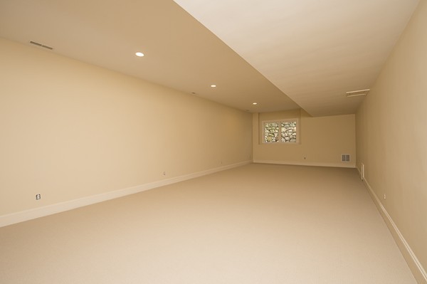 12 Hitching Post Lane Weston, MA 02493 - Photo 18 of 21