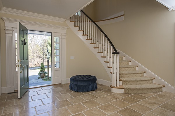 12 Hitching Post Lane Weston, MA 02493 - Photo 2 of 21