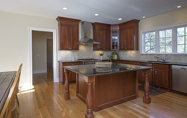 12 Hitching Post Lane Weston, MA 02493 - Photo 7 of 21