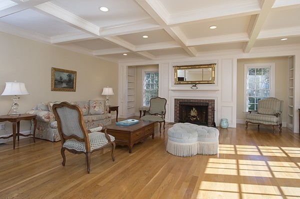 12 Hitching Post Lane Weston, MA 02493 - Photo 9 of 21